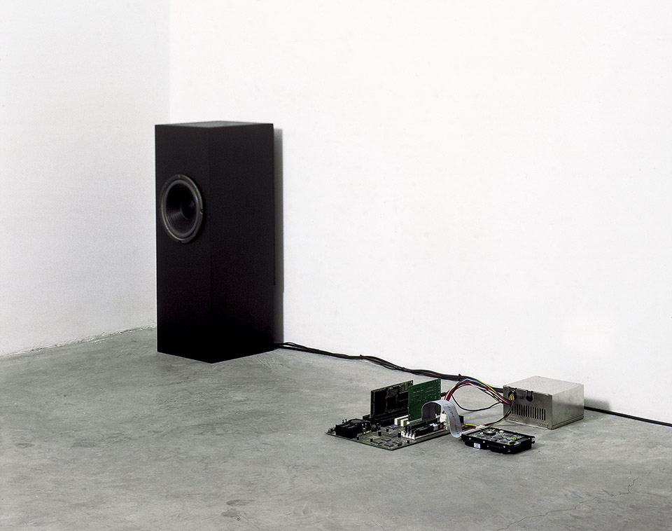 Bianco-Valente, Breathless, 2000, installazione con schede elettroniche e voce sintetica