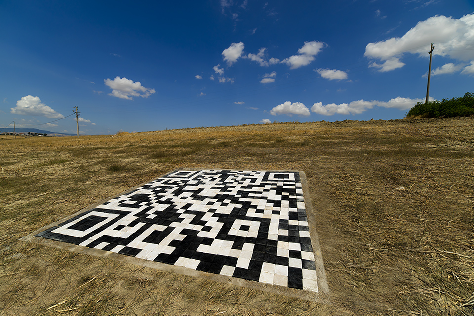 Bianco-Valente, Land Code, 2015, Daunia Land Art, Candela