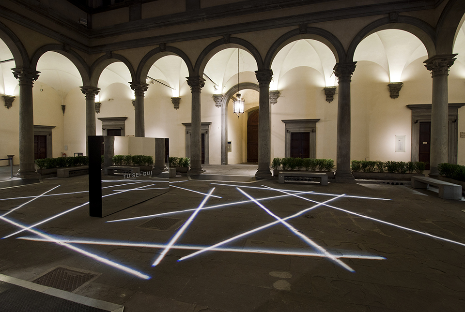 Bianco-Valente, Tu sei qui, 2014, Cortile di Palazzo Strozzi, Firenze