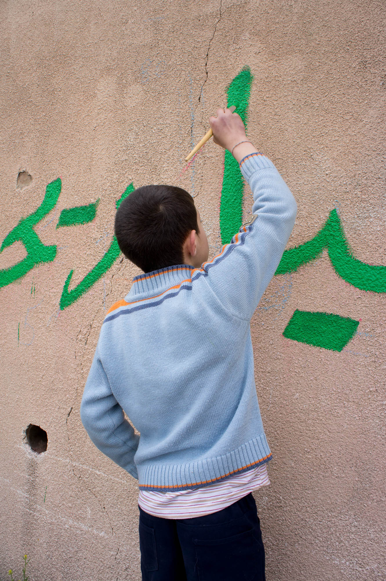 Come il vento (Like the Wind), 2013, Becharre, Libano, documentazione dell'intervento sui muri della città